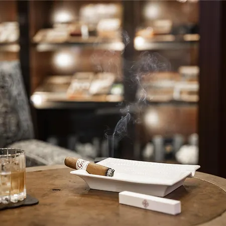 Hotel The Alpina Gstaad