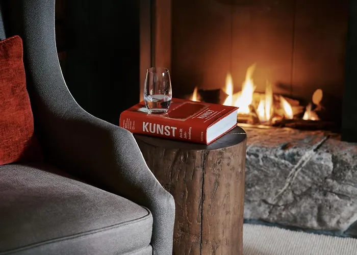 מלון The Alpina 5*