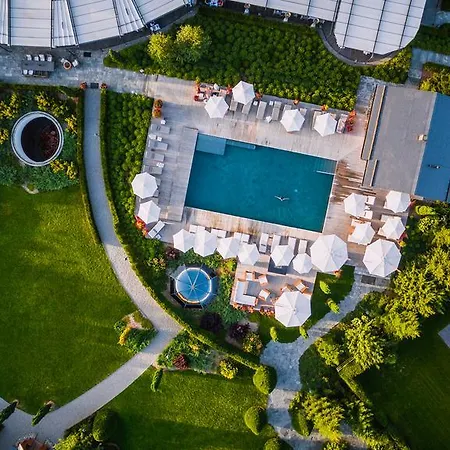 Hotel The Alpina 5*