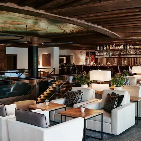 Hotel The Alpina 5*