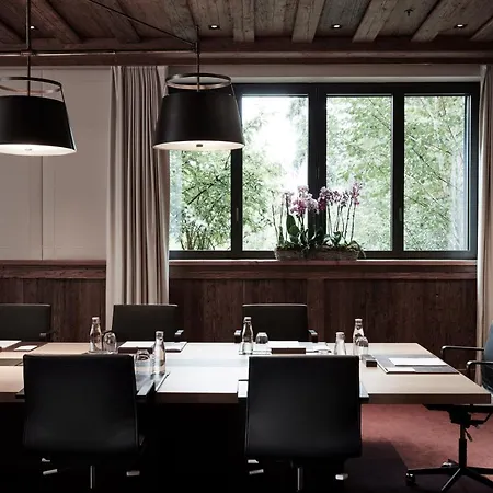 Hotel The Alpina 5*